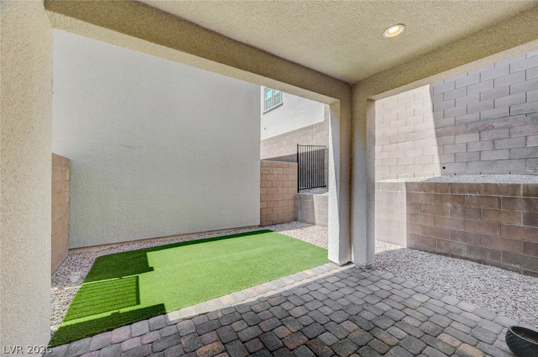 655 Solar Citrine Street Las Vegas NV 89138