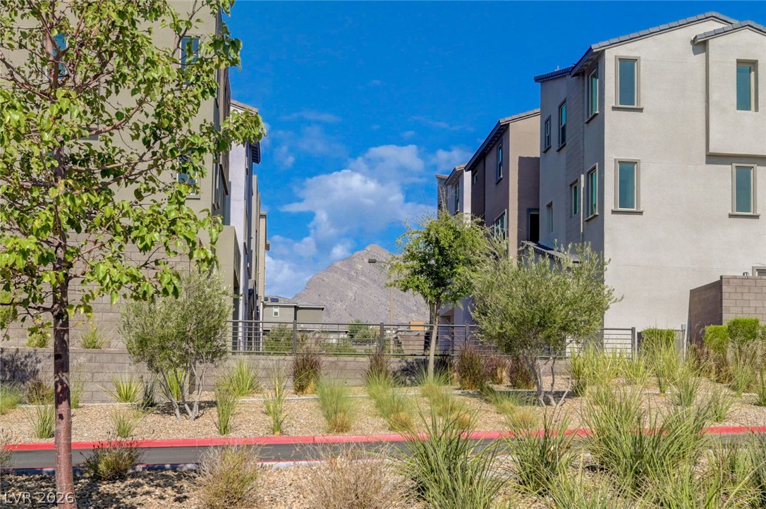 655 Solar Citrine Street Las Vegas NV 89138