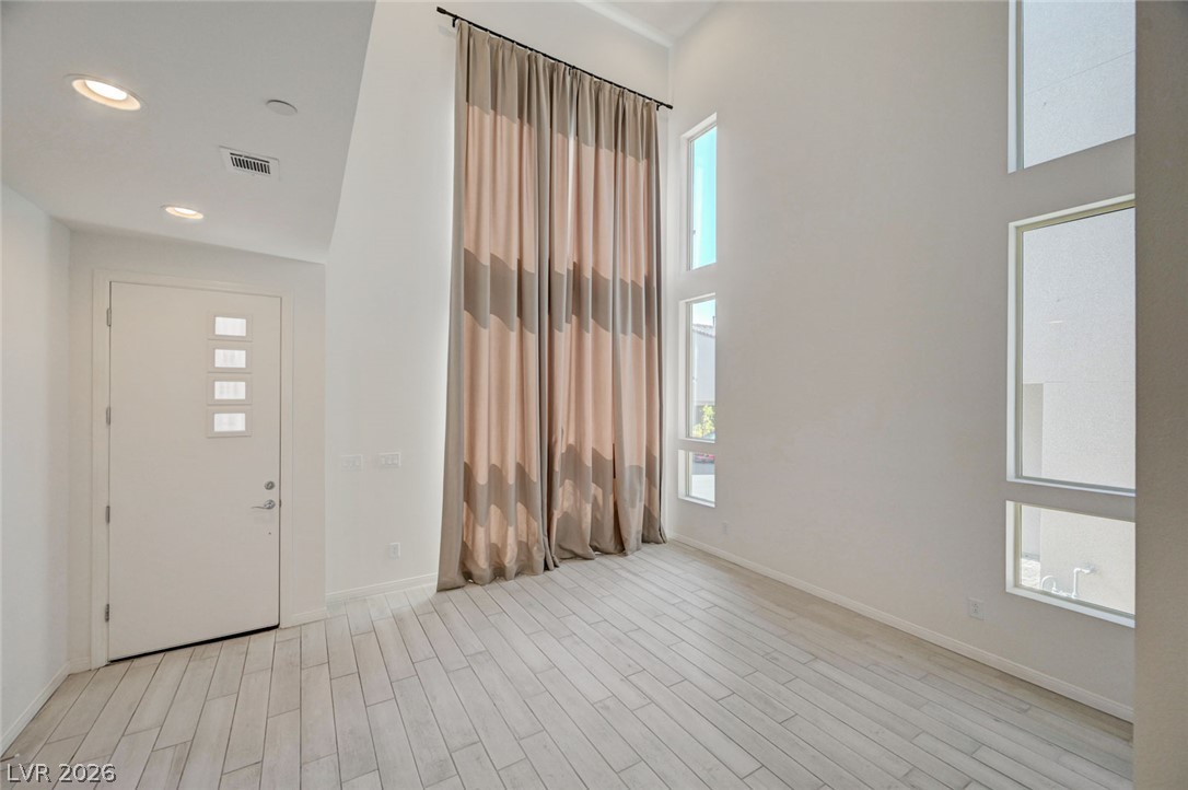 655 Solar Citrine Street Las Vegas NV 89138