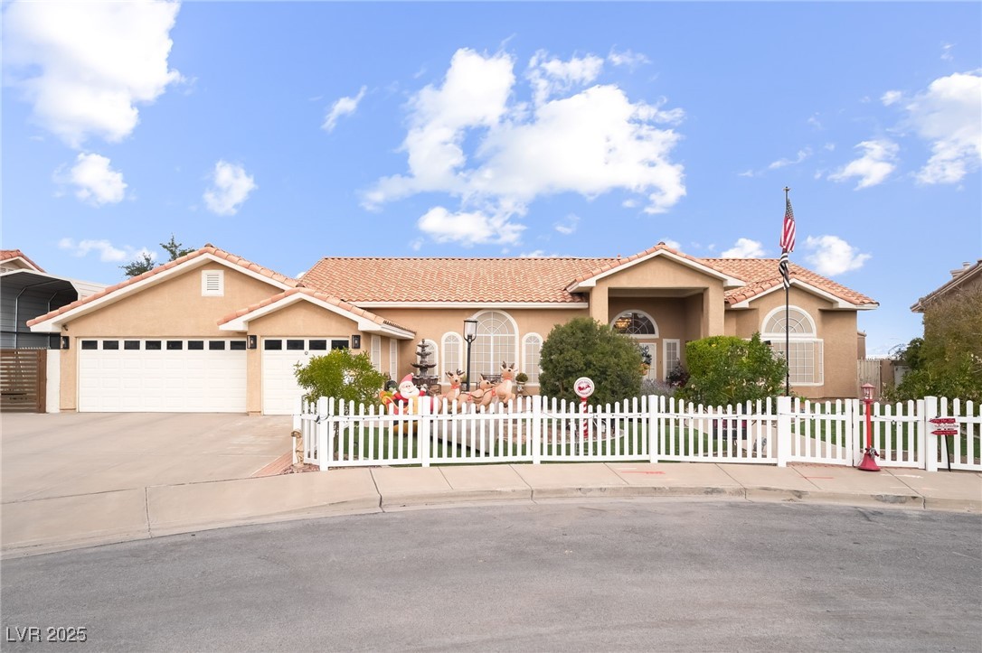 396 East Country Club Drive Henderson NV 89015