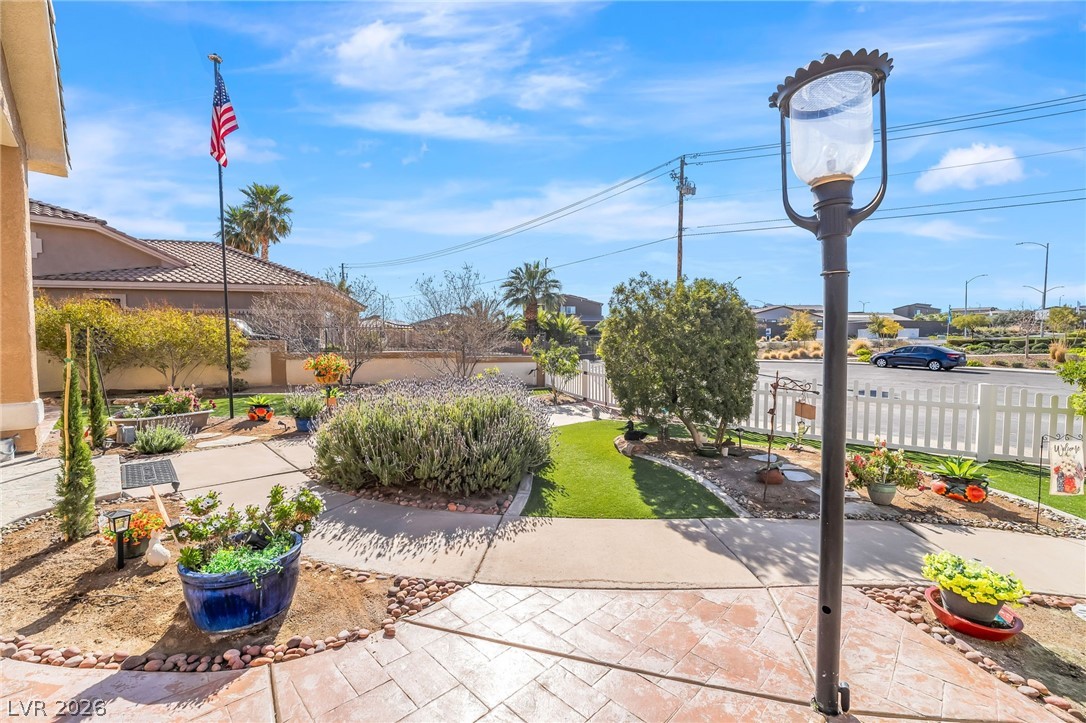 396 East Country Club Drive Henderson NV 89015