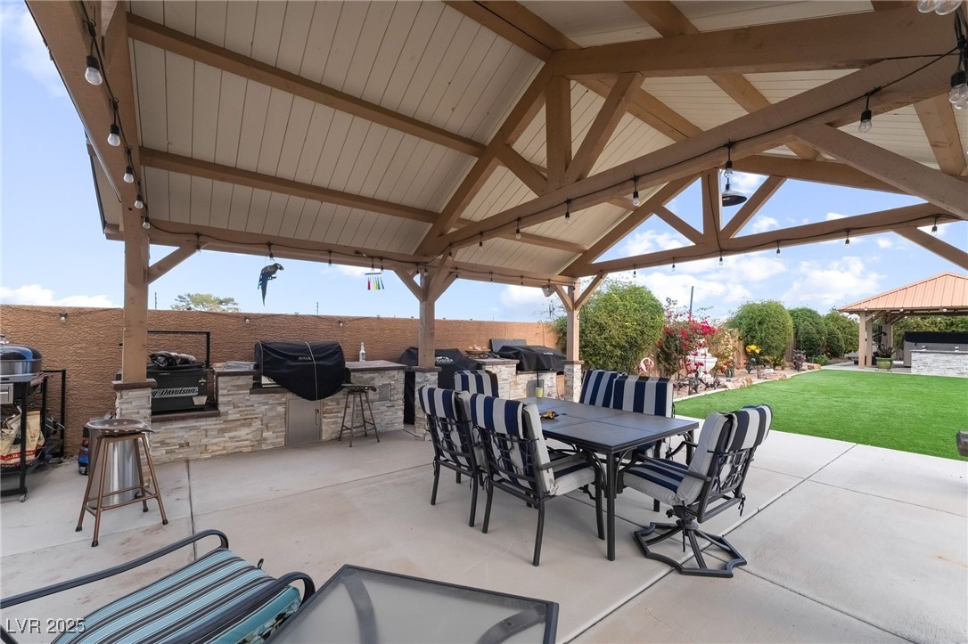 396 East Country Club Drive Henderson NV 89015