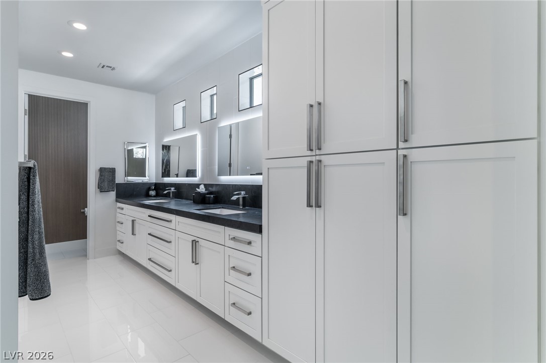 8633 Robinson Ridge Drive Las Vegas NV 89117