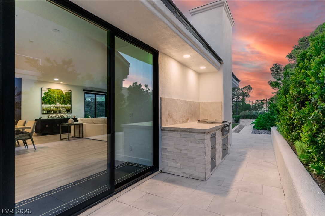 8633 Robinson Ridge Drive Las Vegas NV 89117