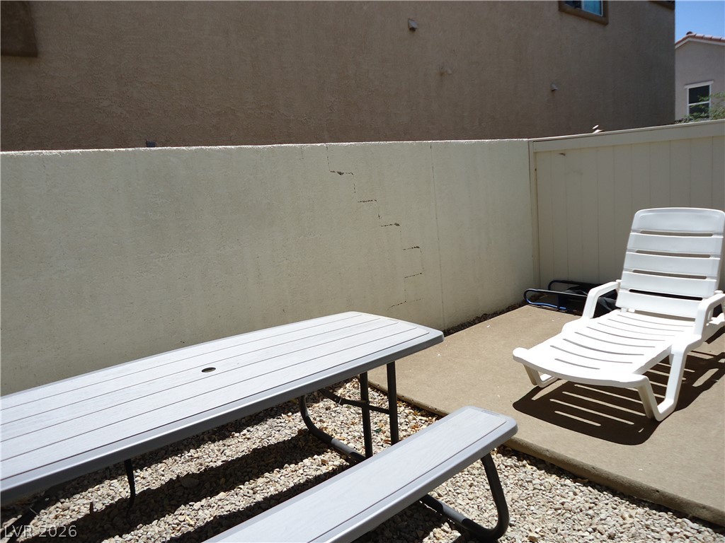 5628 Dawn Falls Street Las Vegas NV 89148