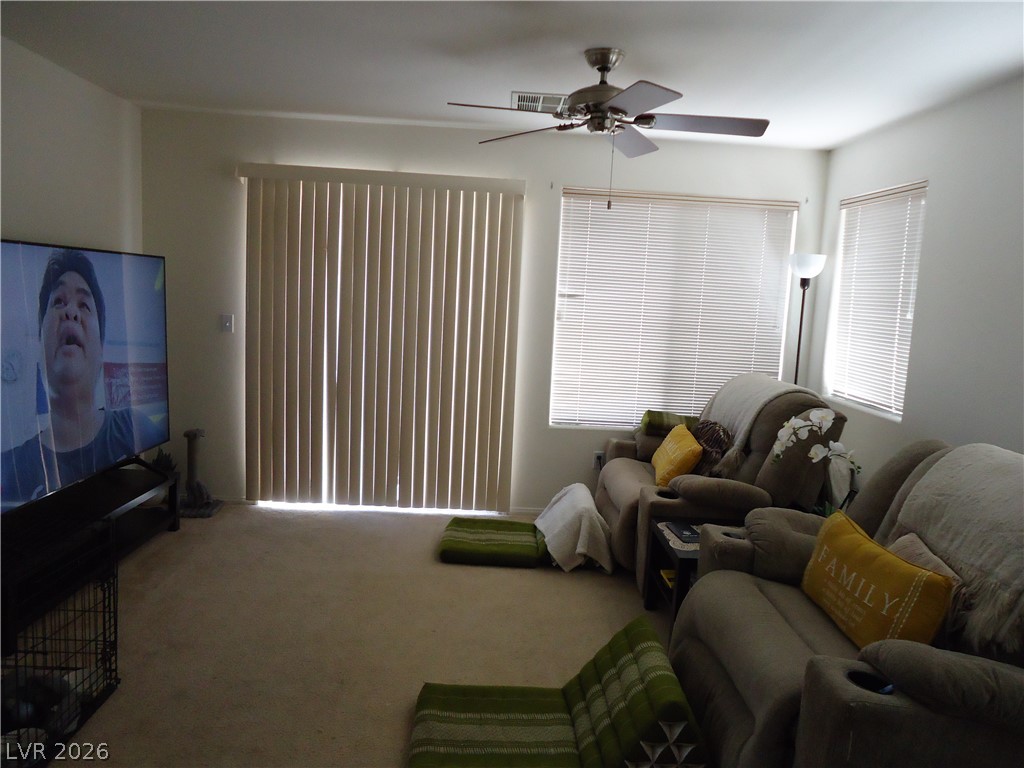 5628 Dawn Falls Street Las Vegas NV 89148