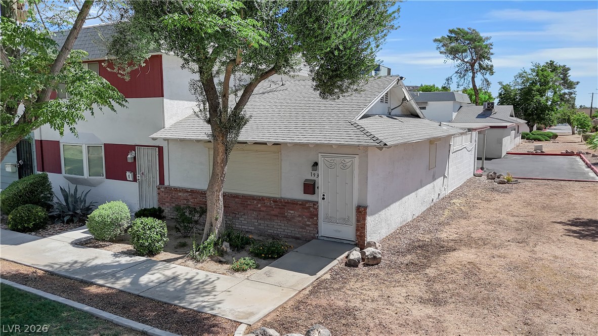 193 Greenbriar Townhouse Way Las Vegas NV 89121