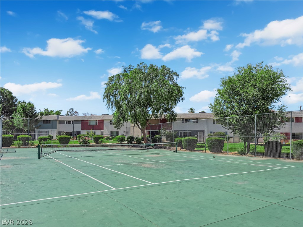 193 Greenbriar Townhouse Way Las Vegas NV 89121