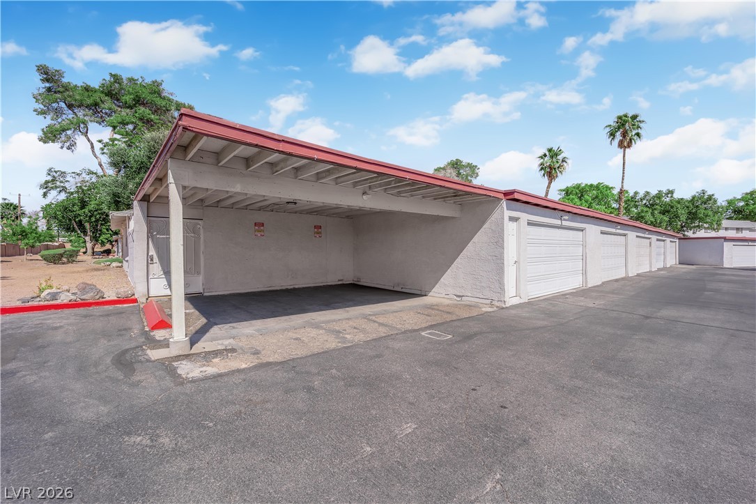 193 Greenbriar Townhouse Way Las Vegas NV 89121