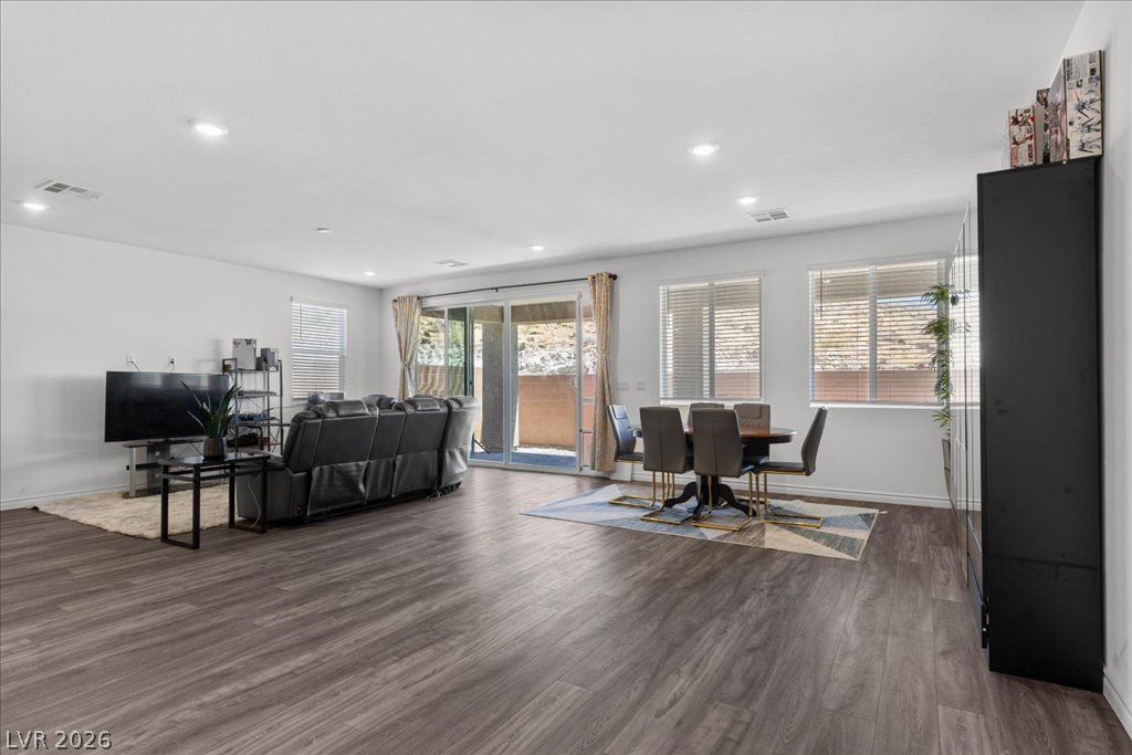 10006 Joshua Foothills Street Las Vegas NV 89178