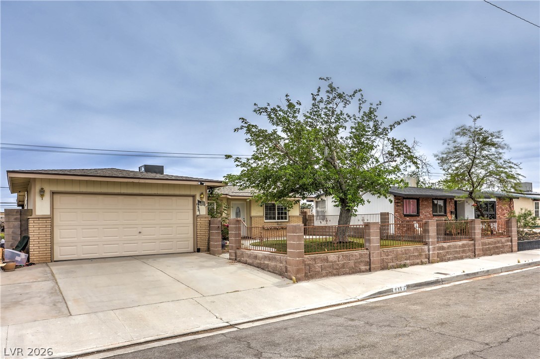 613 Carpenter Drive Las Vegas NV 89107
