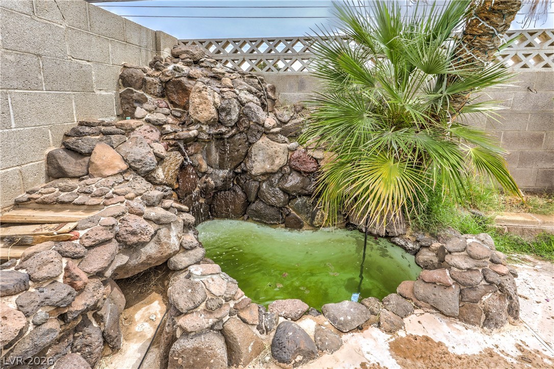 613 Carpenter Drive Las Vegas NV 89107
