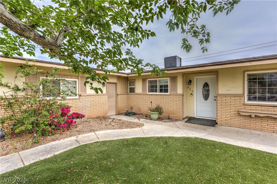 613 Carpenter Drive Las Vegas NV 89107