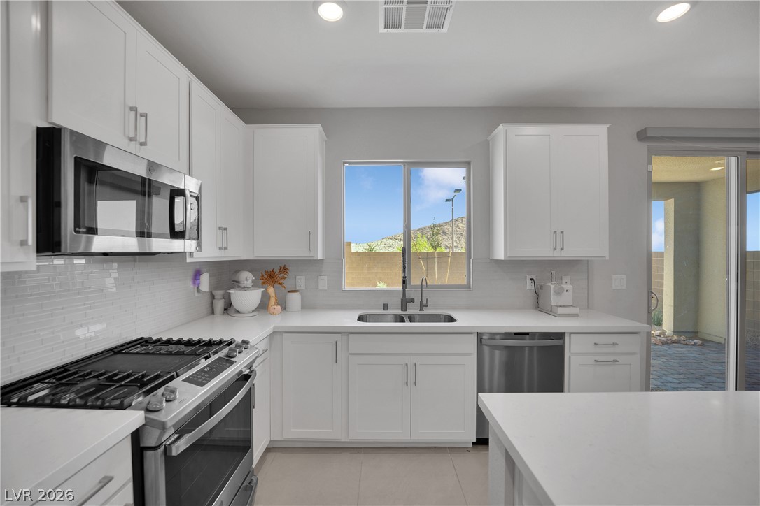 11572 Desert Hollow Avenue Las Vegas NV 89138