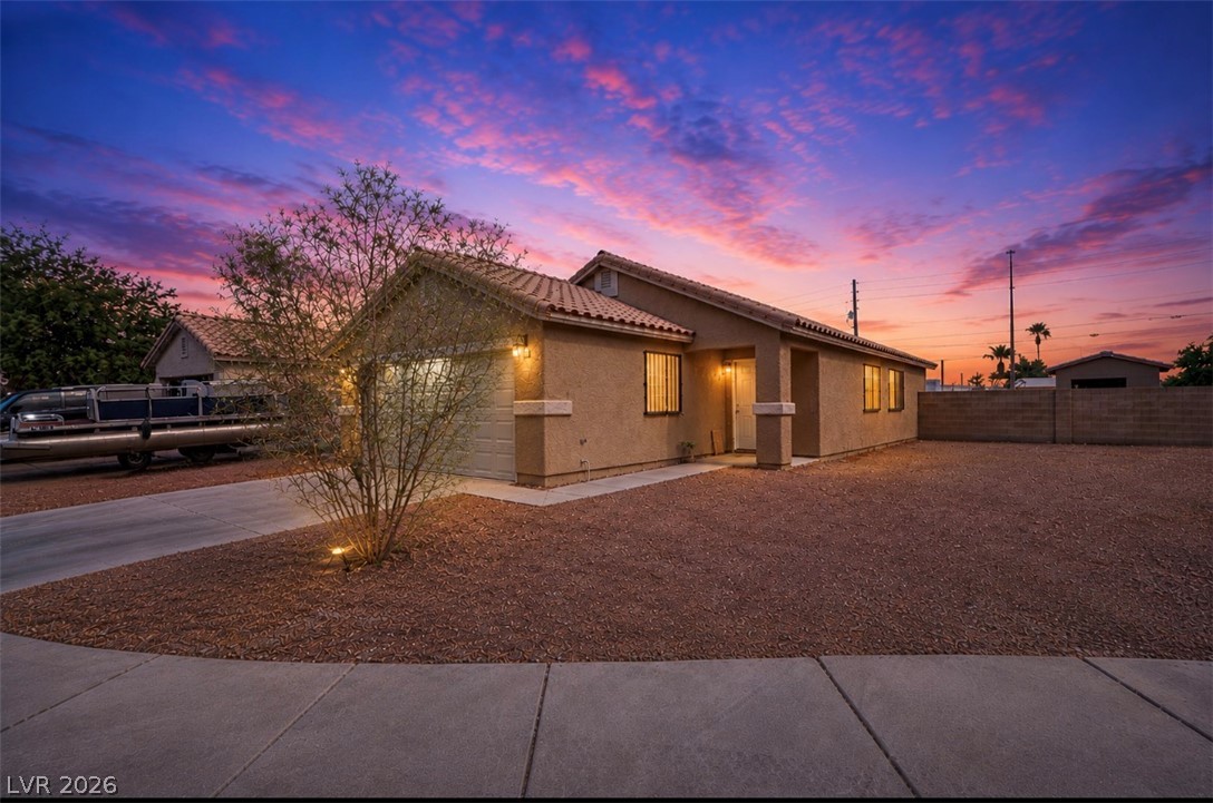 2045 Garnet Gable Avenue Las Vegas NV 89106