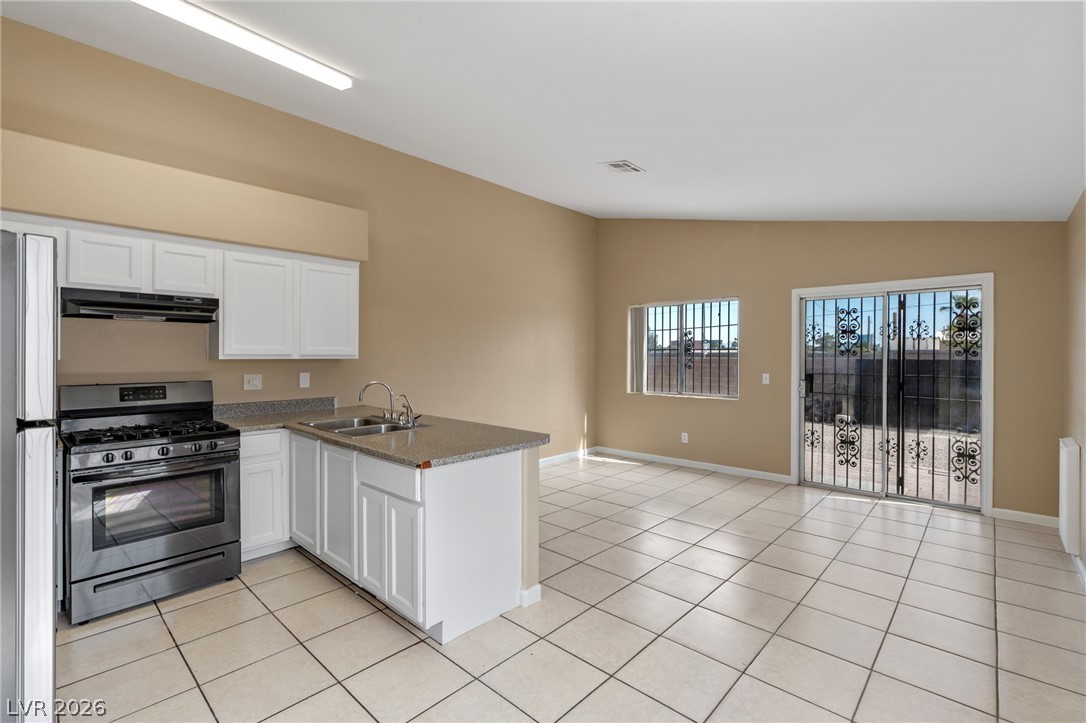 2045 Garnet Gable Avenue Las Vegas NV 89106
