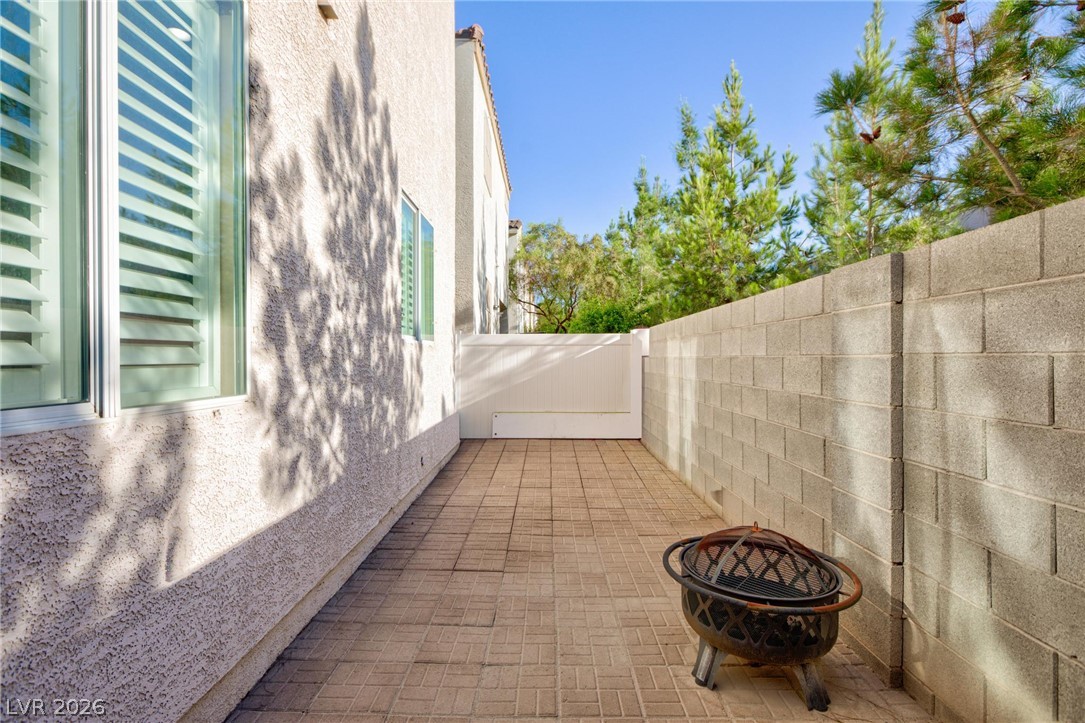 10435 Meadow Village Street Las Vegas NV 89183