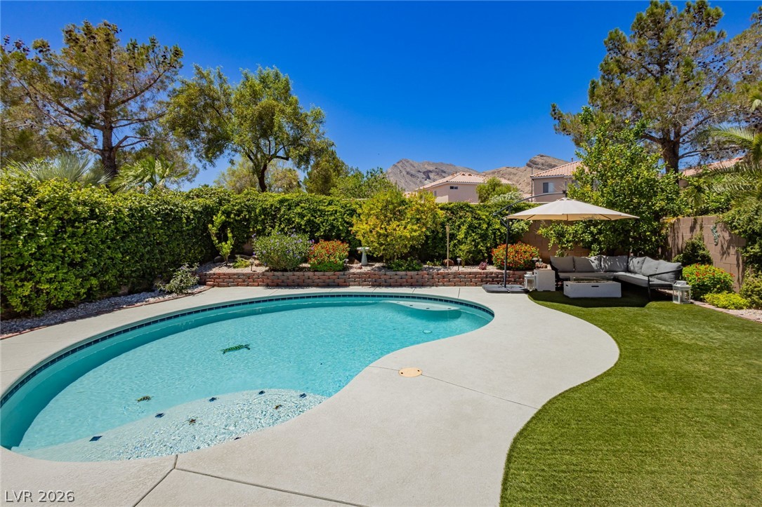 3237 Ridgecliff Street Las Vegas NV 89129