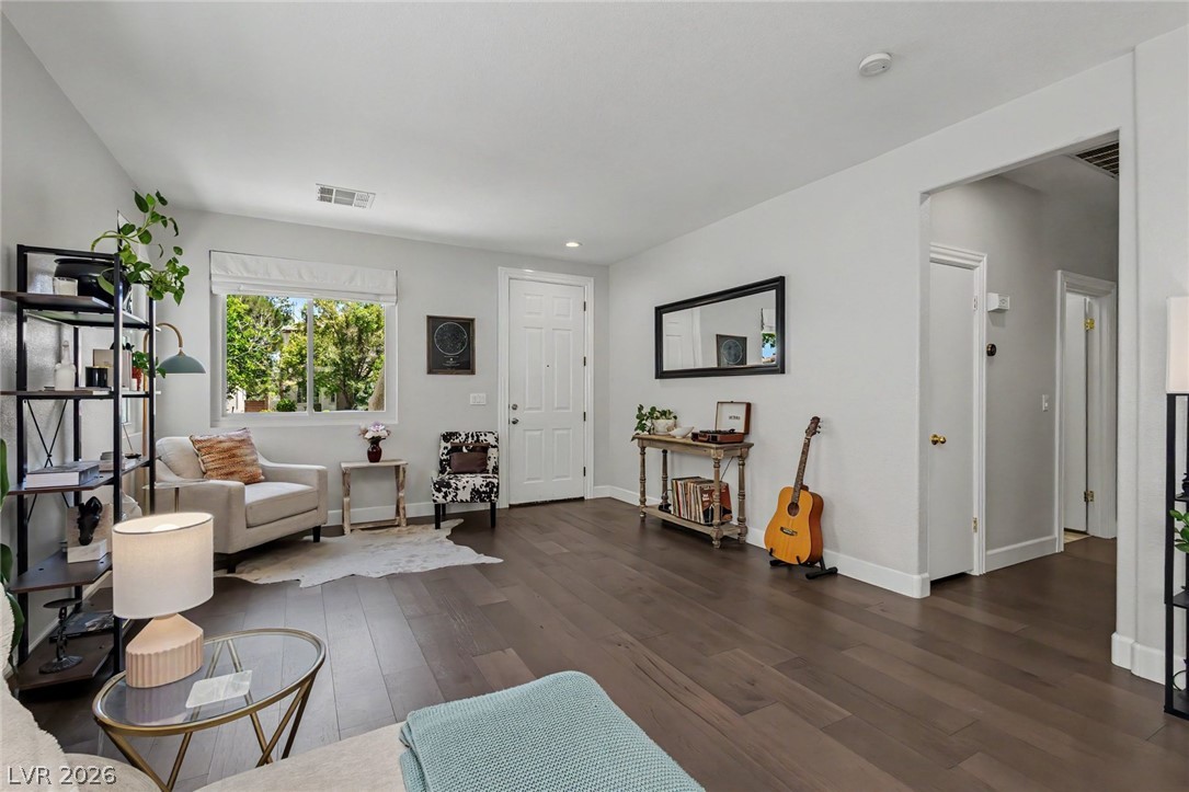 3237 Ridgecliff Street Las Vegas NV 89129