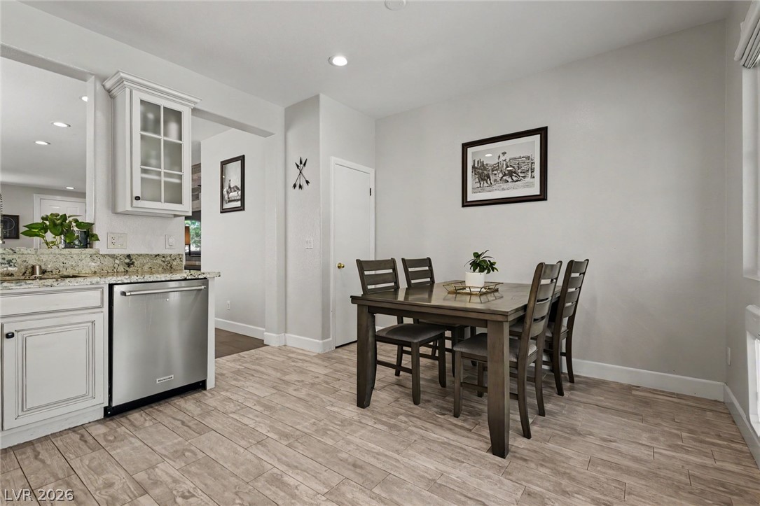 3237 Ridgecliff Street Las Vegas NV 89129