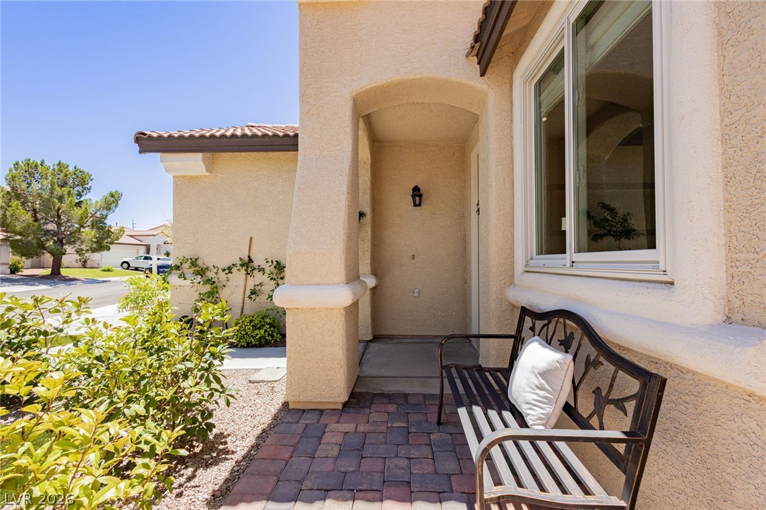 3237 Ridgecliff Street Las Vegas NV 89129
