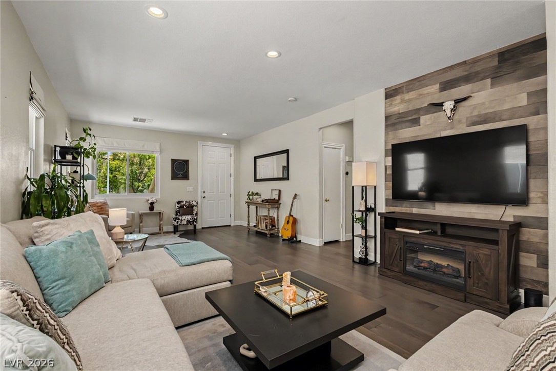 3237 Ridgecliff Street Las Vegas NV 89129