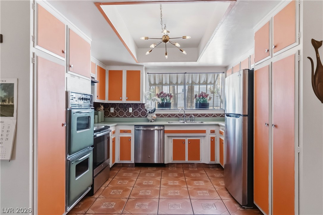 3232 Pawnee Drive Las Vegas NV 89169