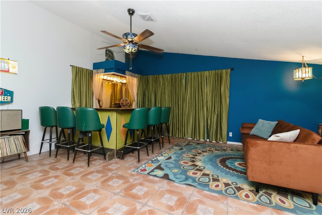 3232 Pawnee Drive Las Vegas NV 89169