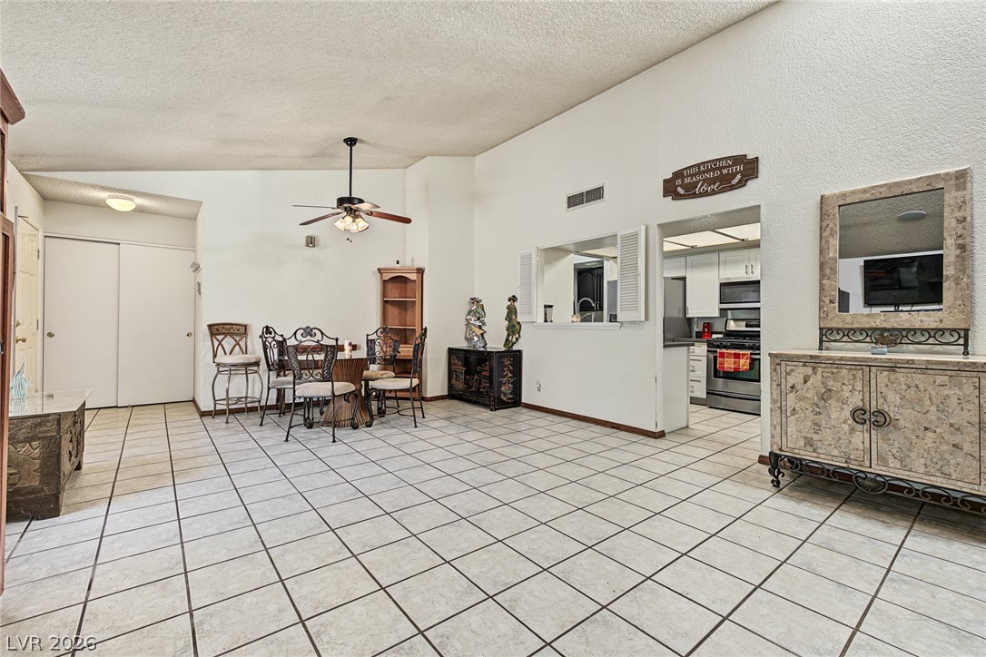 2509 Castlesands Way Las Vegas NV 89121