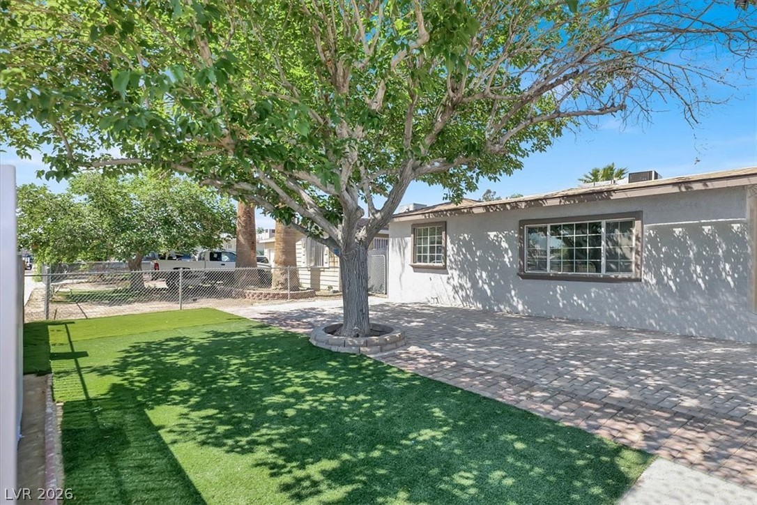 209 North 21 Street Las Vegas NV 89101