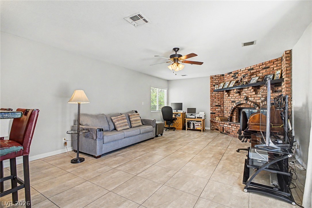 7310 Pleasant View Avenue Las Vegas NV 89147