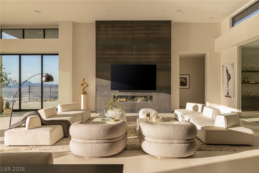 563 Grand Rim Drive Henderson NV 89012