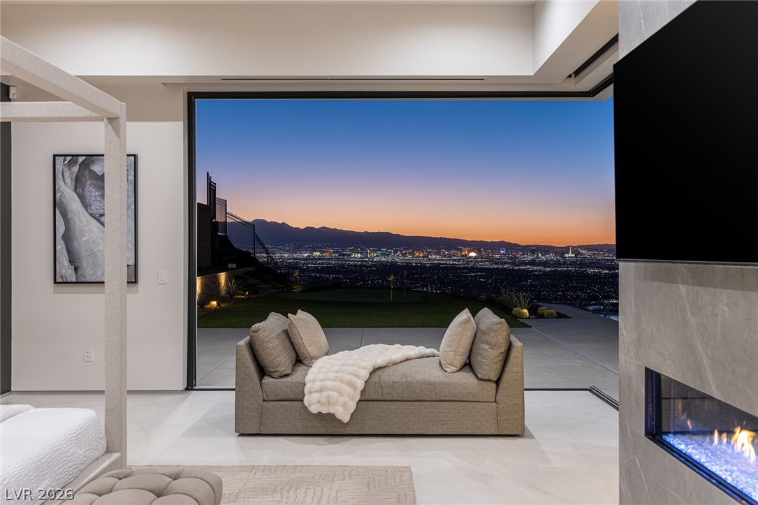 563 Grand Rim Drive Henderson NV 89012