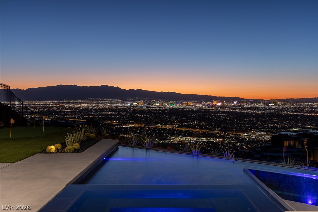 563 Grand Rim Drive Henderson NV 89012