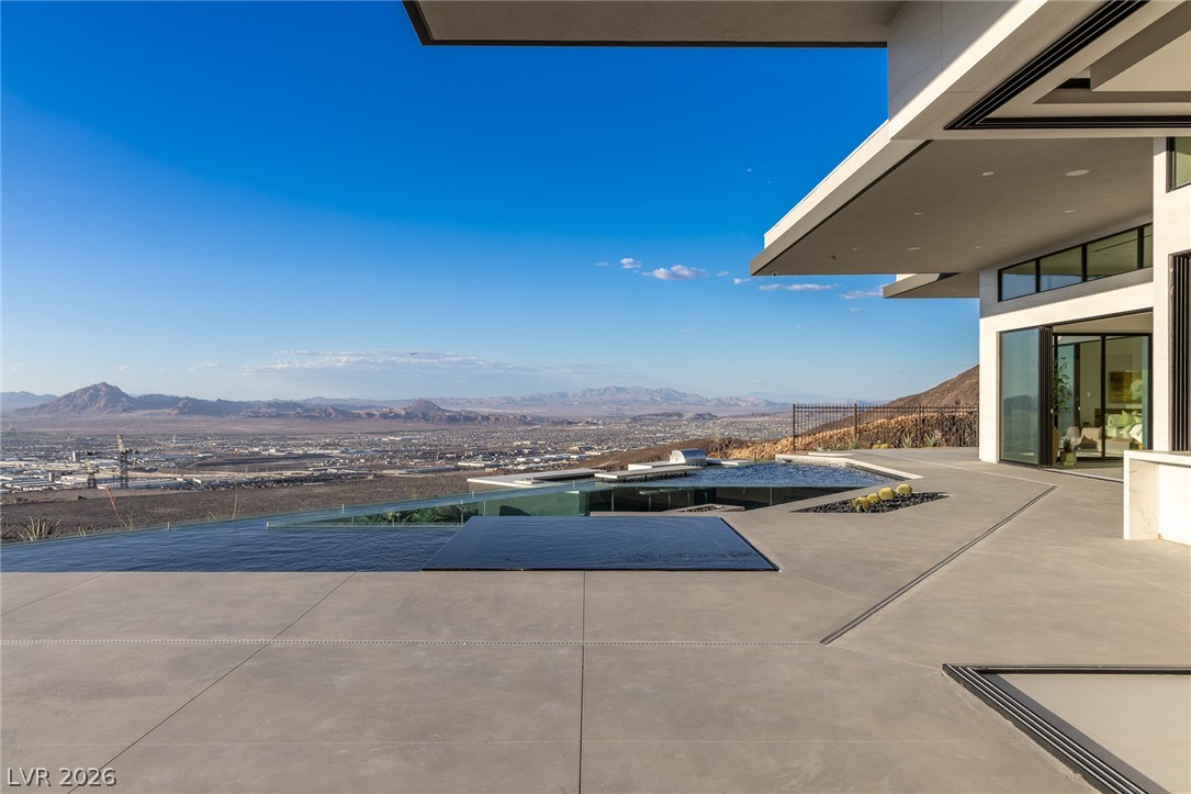 563 Grand Rim Drive Henderson NV 89012