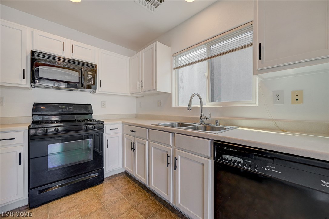 6281 Chert Avenue Las Vegas NV 89139