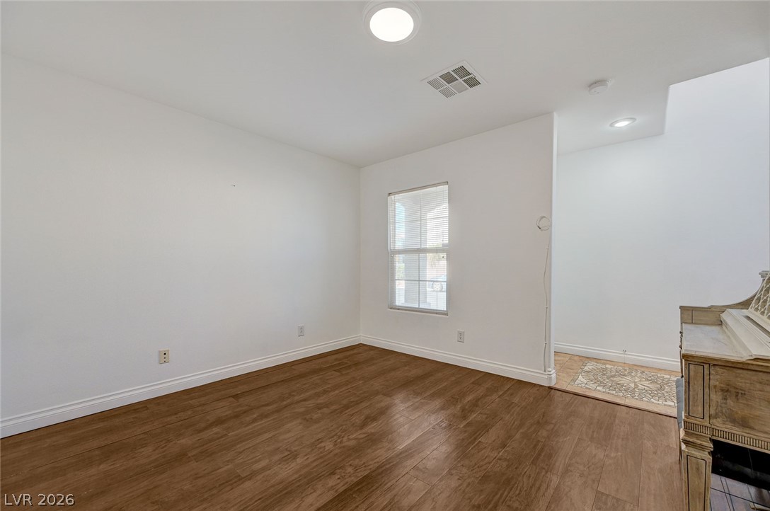 6281 Chert Avenue Las Vegas NV 89139