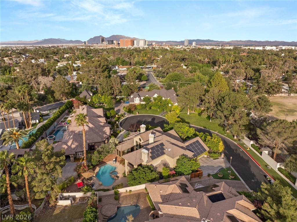 3004 Astoria Pines Circle Las Vegas NV 89107