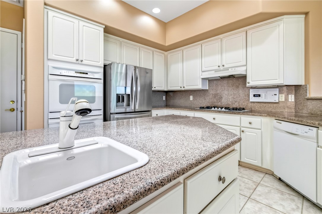 1653 Wellington Springs Avenue Henderson NV 89052