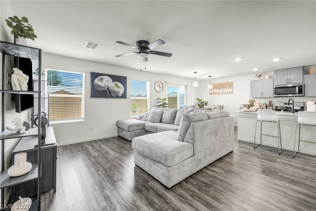 630 Harmony Rock Avenue North Las Vegas NV 89081