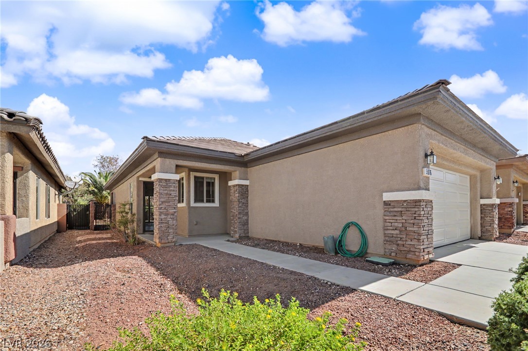 5976 Wheat Penny Avenue Las Vegas NV 89122