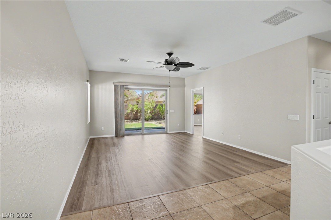 5976 Wheat Penny Avenue Las Vegas NV 89122