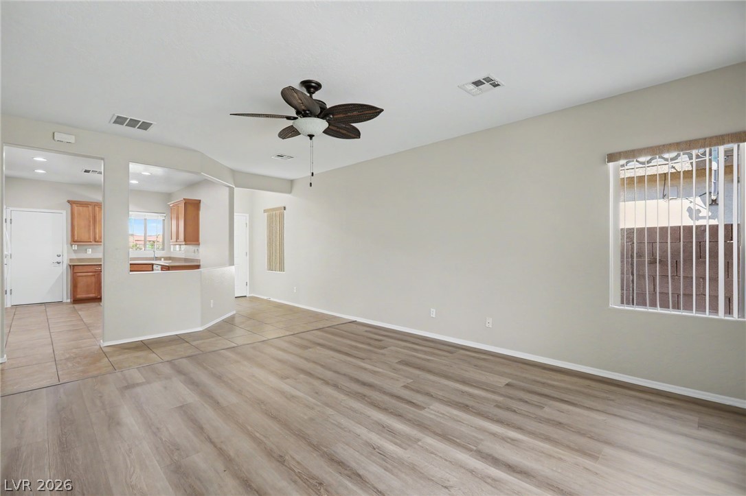 5976 Wheat Penny Avenue Las Vegas NV 89122