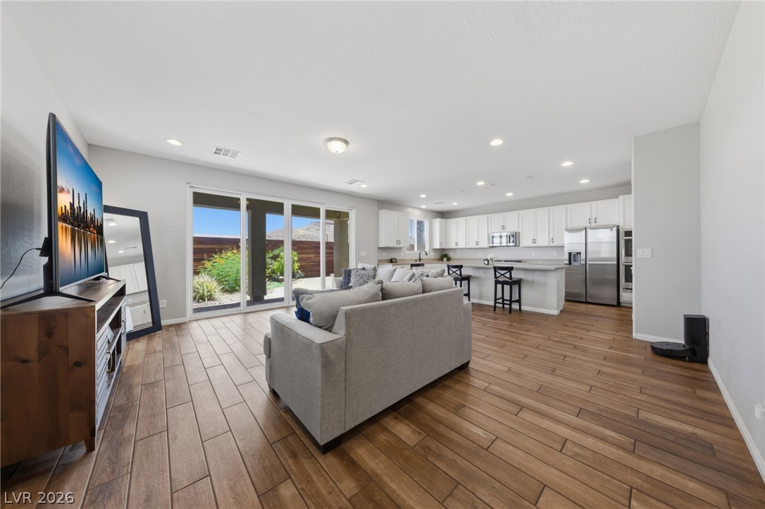 7547 Tinley Creek Avenue Las Vegas NV 89113
