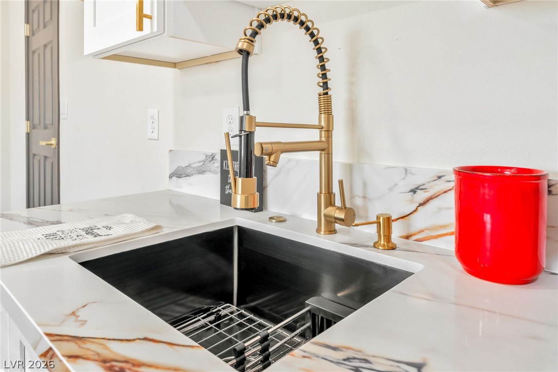 2301 Palora Avenue Las Vegas NV 89169