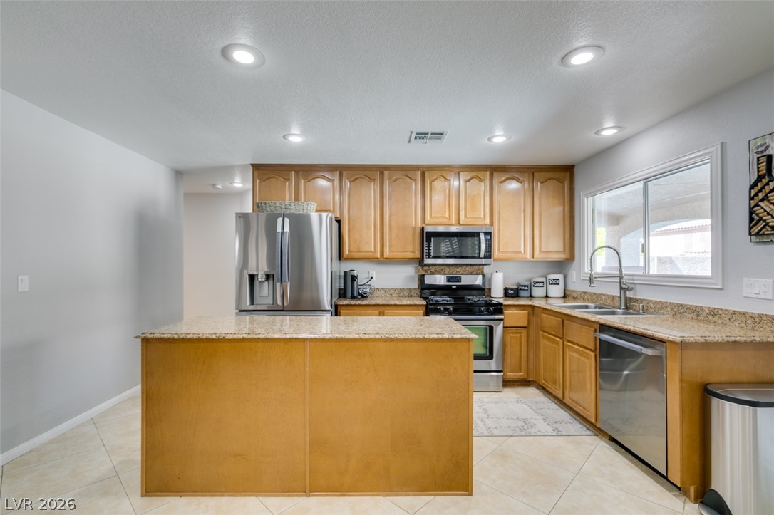 236 Fox Lake Avenue Las Vegas NV 89148