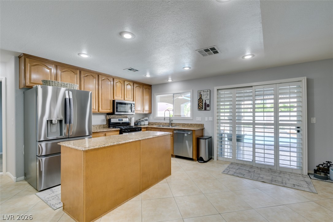 236 Fox Lake Avenue Las Vegas NV 89148