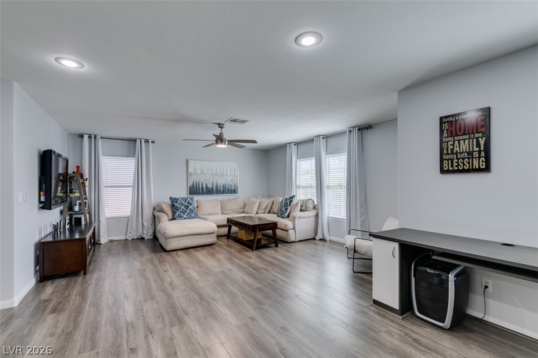 236 Fox Lake Avenue Las Vegas NV 89148