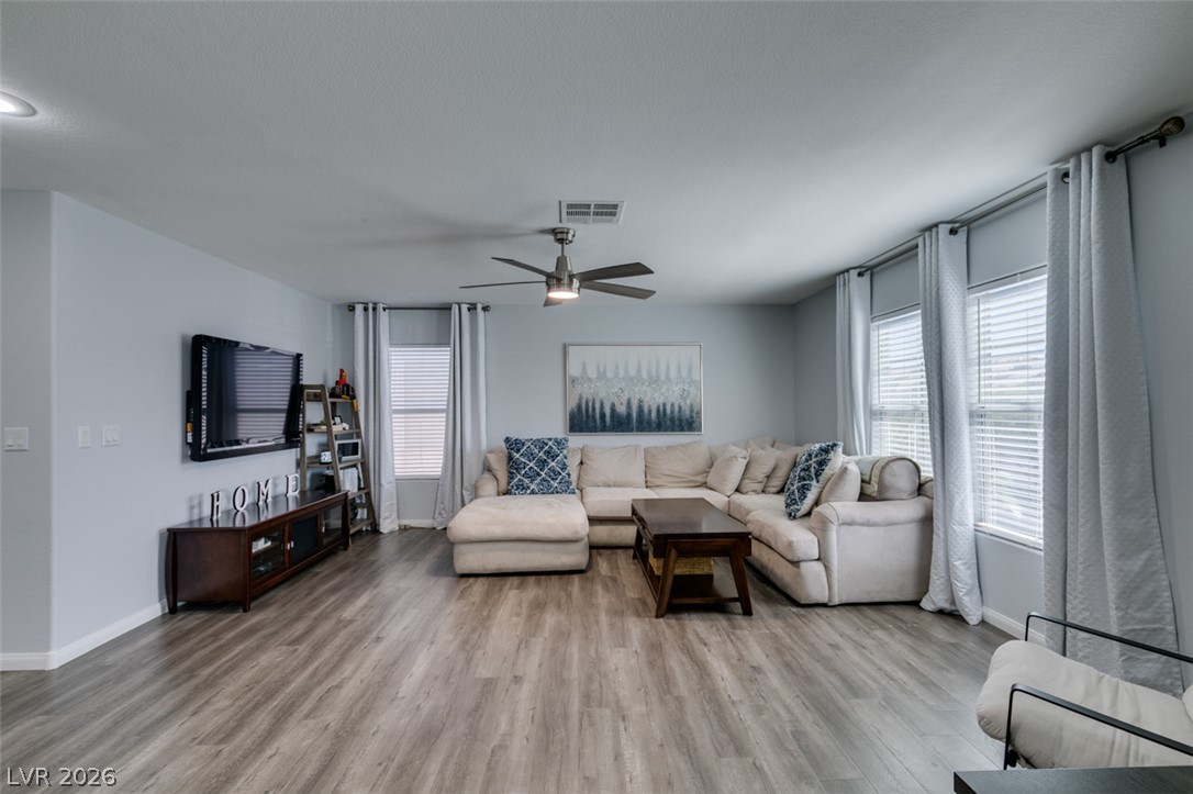 236 Fox Lake Avenue Las Vegas NV 89148