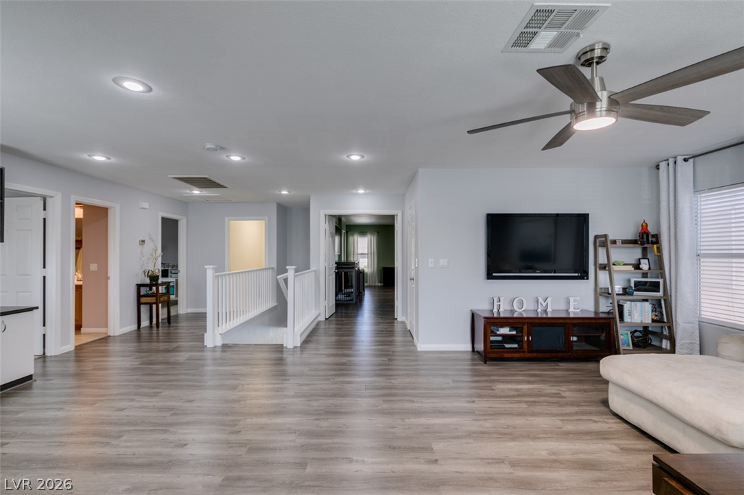 236 Fox Lake Avenue Las Vegas NV 89148